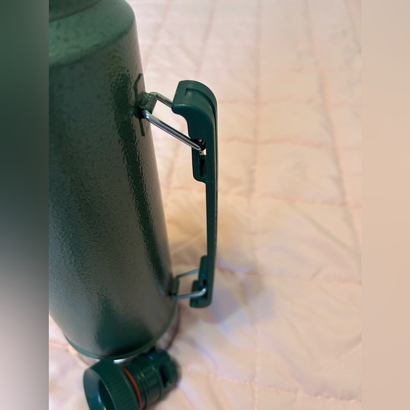 Stanley/alladin quart thermos, stopper, drink stopper. Excellent - Picture 5 of 10